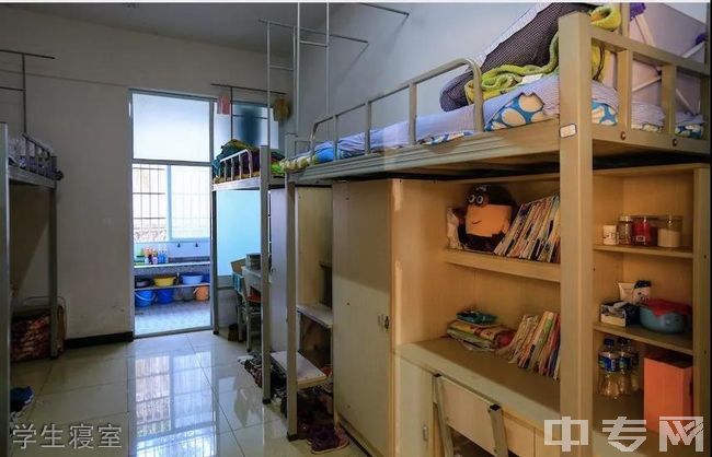 罗平县第一中学寝室图片,校园环境好吗?