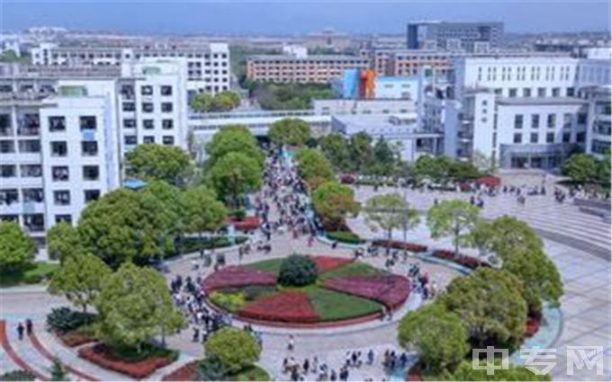 衢州职业技术学院-中央大道