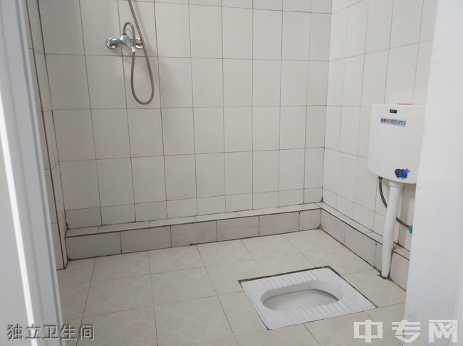 惠州技师学院宿舍厕所图片