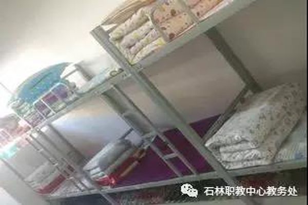 石林县民族职业高级中学学生寝室