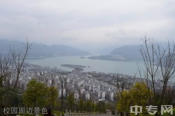 绥江县职业高级中学校园周边景色