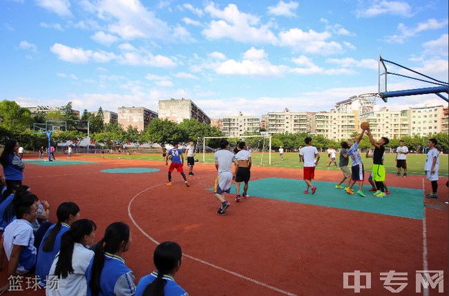 西昌市第六中学篮球场