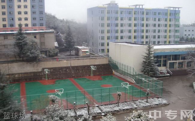 贵州交通职业技术学院篮球场