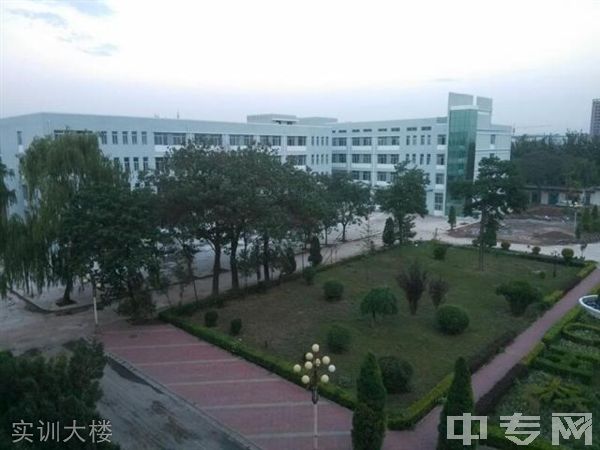 山西省农业机械化学校实训大楼