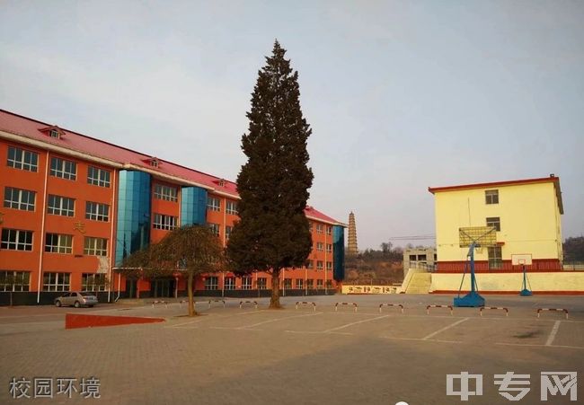 山西省榆社县职业中学校园环境