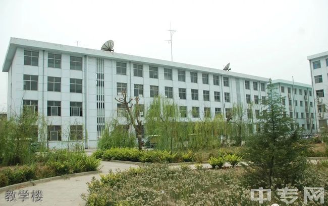 山西省芮城中学教学楼