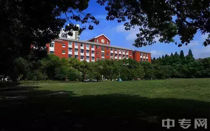 上海大学