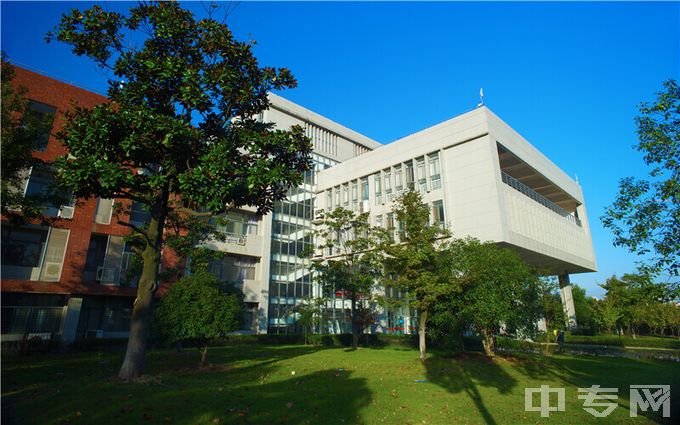 文华学院