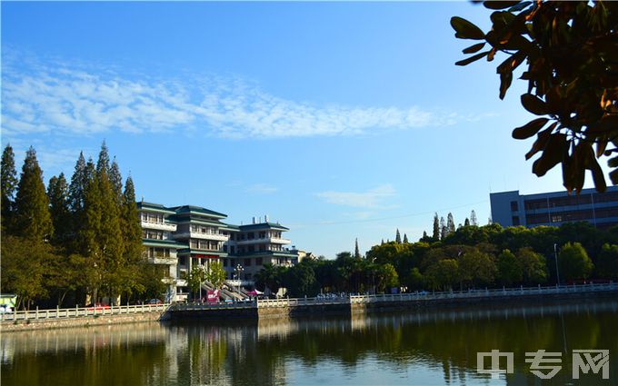 长江大学文理学院