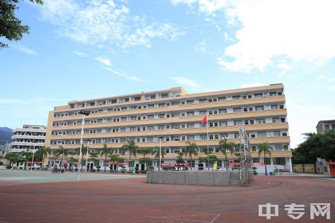 桂平市第一中等职业技术学校教学楼