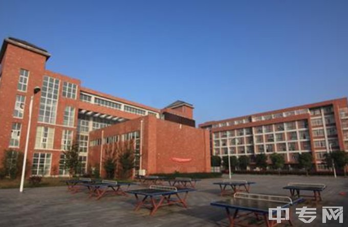 滁州市机电工程学校乒乓球台