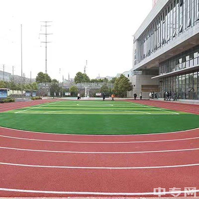 湖南龙骧交通发展集团有限责任公司技工学校实训室