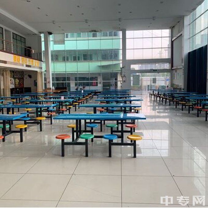 邵阳市中南理工职业技术学校食堂