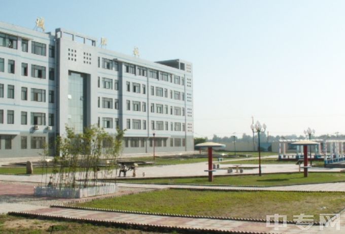石家庄市藁城区职业技术教育中心教学楼环境