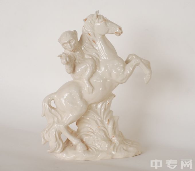 广东省陶瓷职业技术学校雕塑