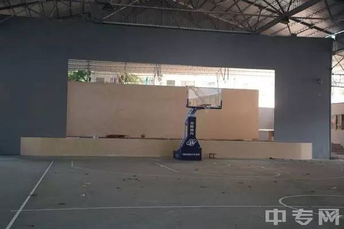 东莞市商业学校(东莞市幼儿师范学校)室内篮球场