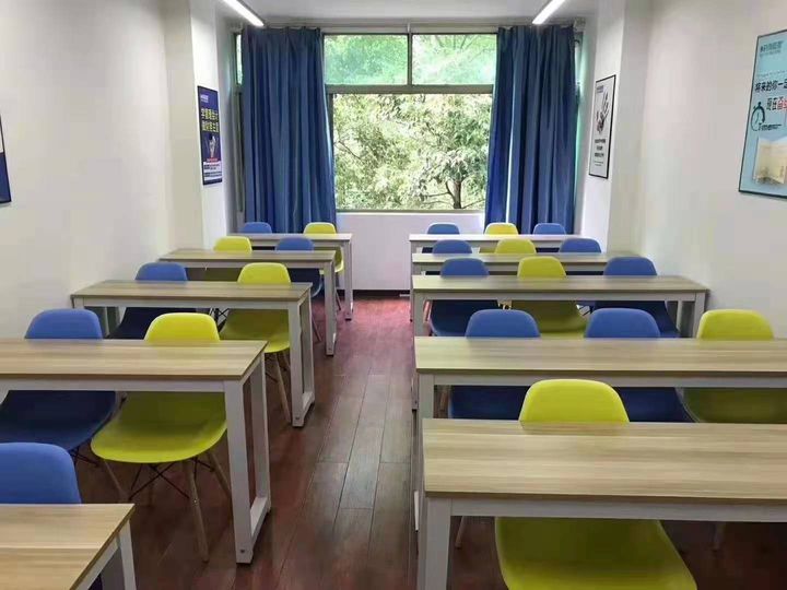 铜仁时用会计学校成人高考学历提升（工商管理）培训班