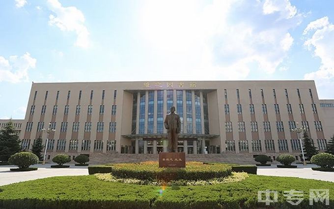 西安培华学院-图书馆