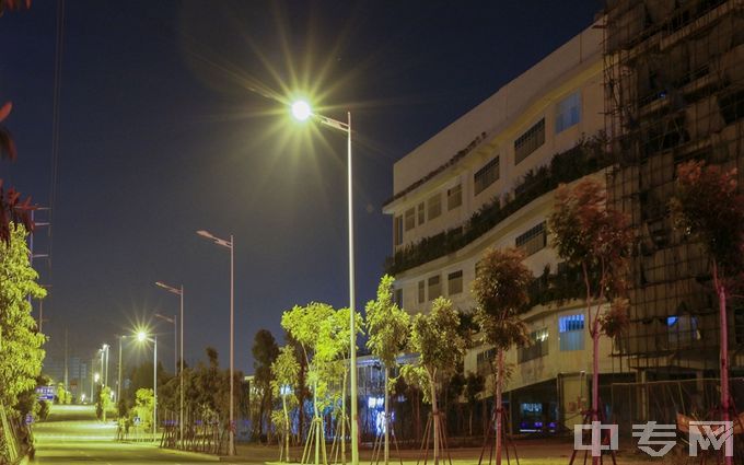 泉州职业技术大学-校园夜景