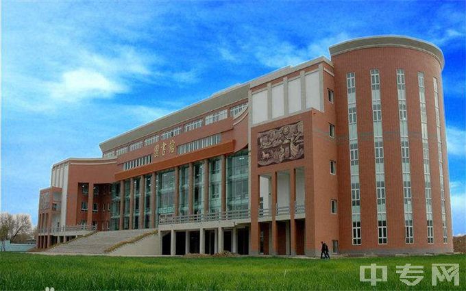 新疆科技职业技术学院-校园风光4