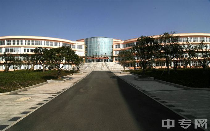长沙商贸旅游职业技术学院-校园风光7