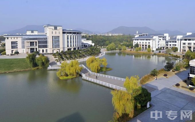 南京审计大学-湖