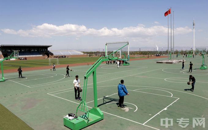 山西工学院-运动场