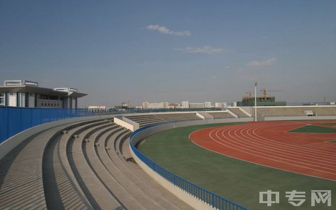 陕西师范大学-长安校区跑道一角